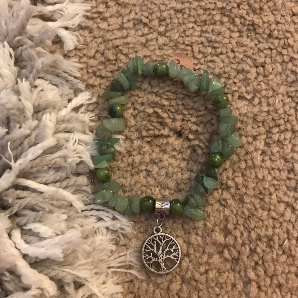 SOLD 😍BUNDLE OF SEVEN BRACELETS - Picture 8 of 8